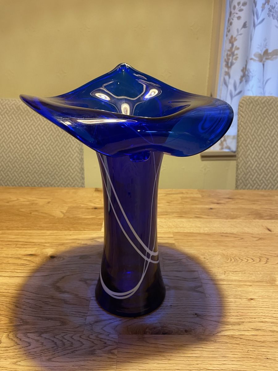 Vasi & Recipienti: Schöne blaue Vase – Usato da Flawil venduto da Naphtali