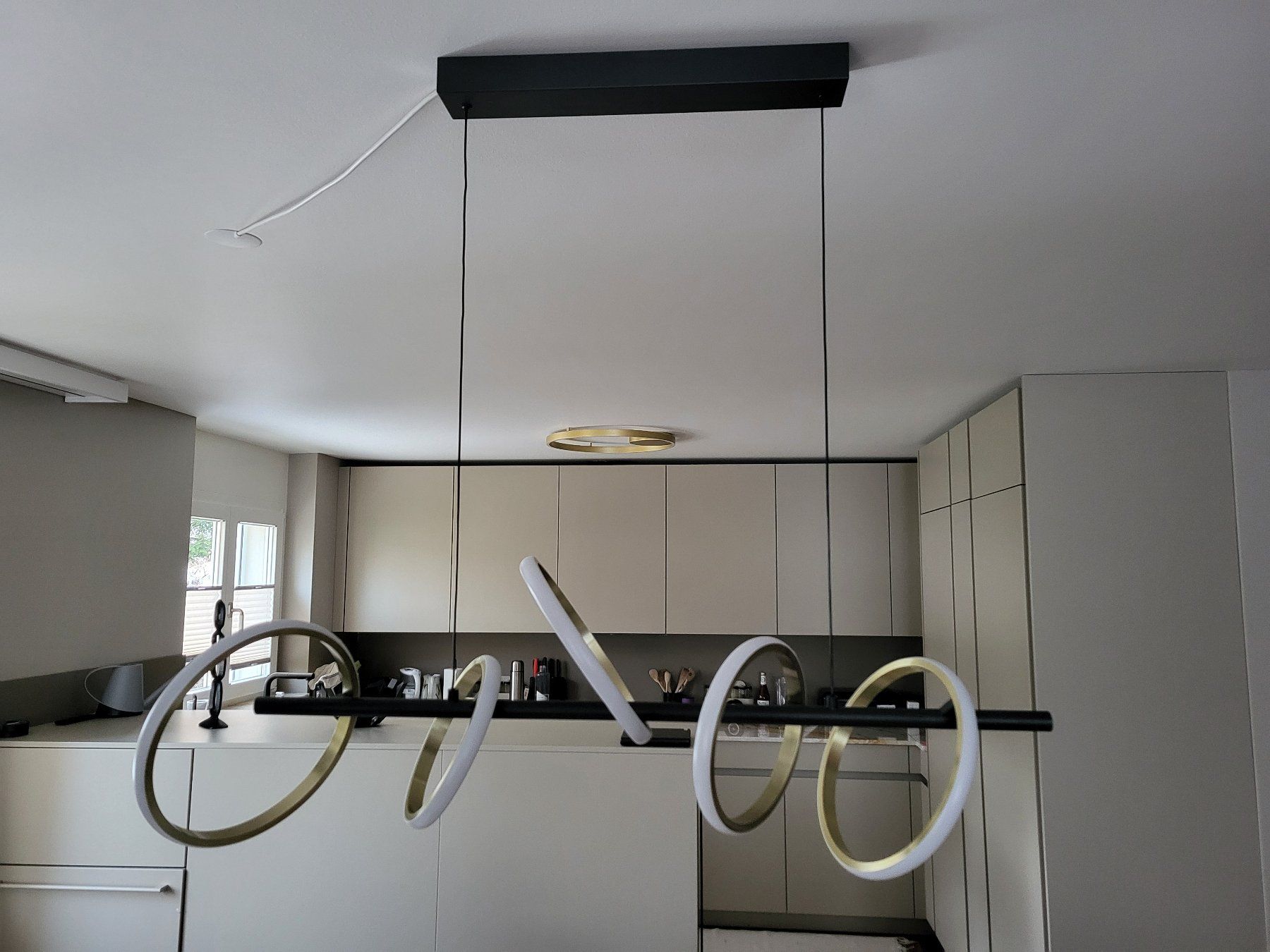 Lustres & lampes de plafonds: Hängeleuchte Esszimmer – D'occasion à Niederteufen par sambacha