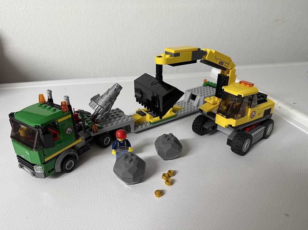 Lego Kit di costruzioni: LEGO CITY SET 4203 GRUBENBAGGER MIT TRANSPORTER – Usato da Zunzgen venduto da Viper79 1