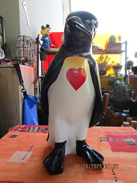 Figuren: statue de pingouin en céramique de 40 cm – Gebraucht aus Clarens von krampou