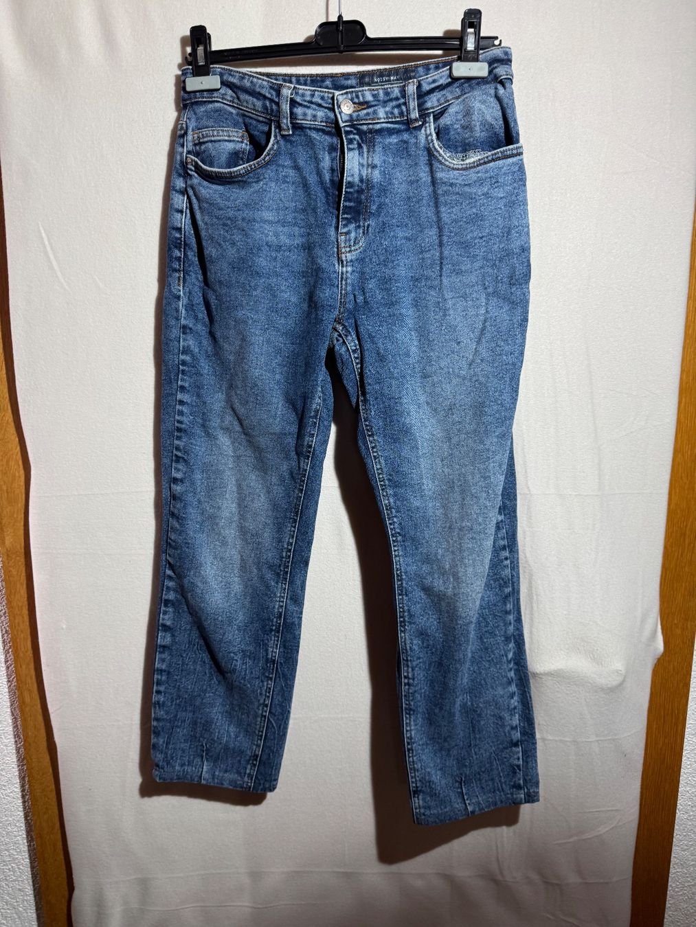Jeans: Blaue Noisy May MOM Jeans, ca Gr. 29 – Gebraucht aus Grosswangen von SALE_SALE_SALE