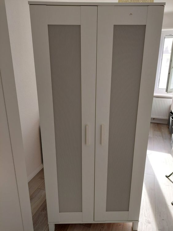 Zu Verschenken! Kleiderschrank Ikea Kaufen auf Ricardo