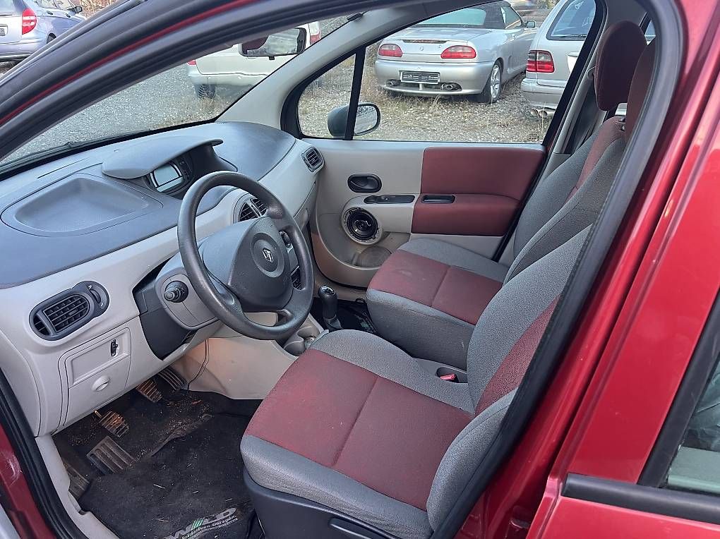 Renault Autos: Renault Modus 1.4 16V – Gebraucht aus Frenkendorf von autodiscount4123 4