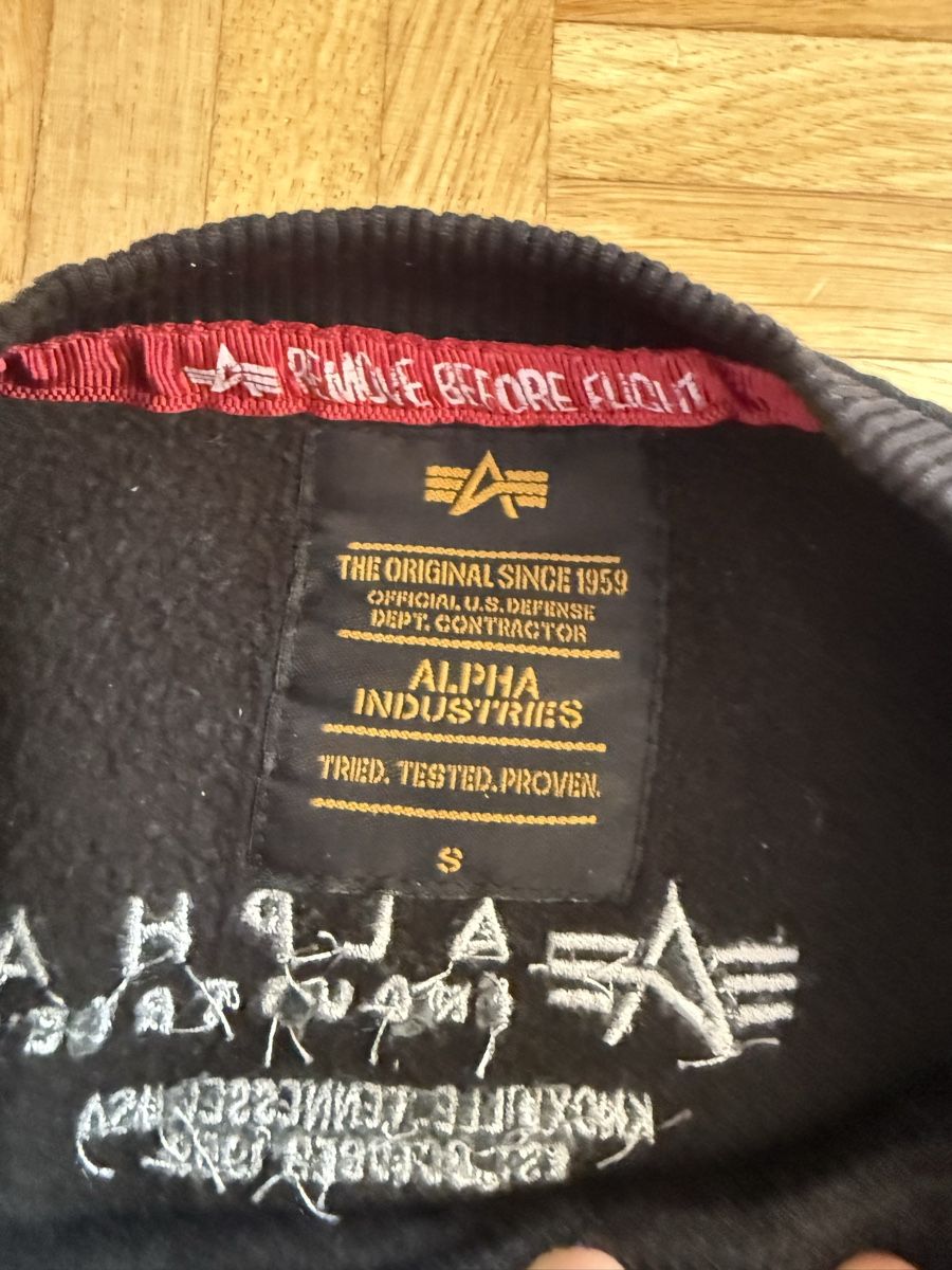 Maglioni & Felpe: Alpha Industries Pullover Grösse S – Nuovo (secondo la descrizione) da Basel venduto da zum_wyx6 4