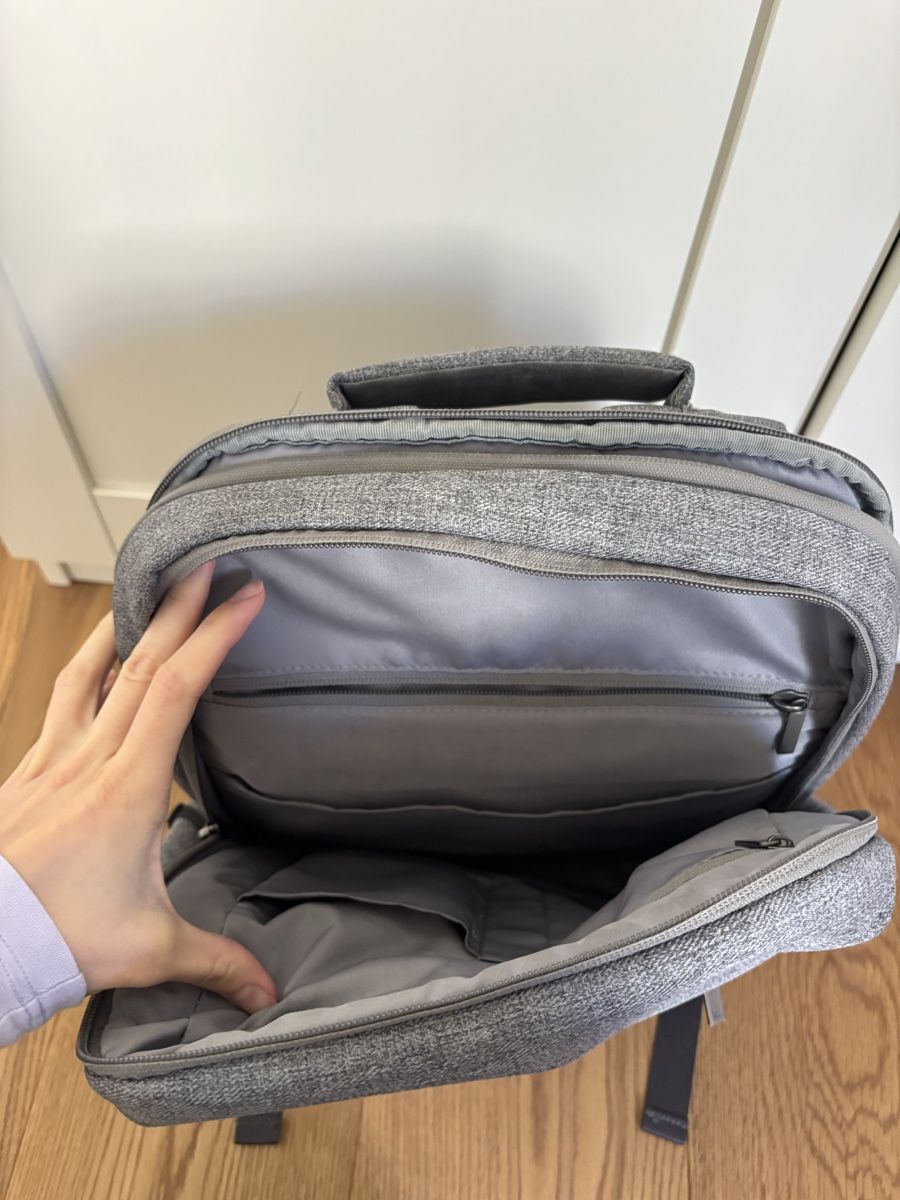 Zaini: Rucksack mit Laptopfach gebrauchter Zustand – Usato da Zug venduto da and_tl9y 2