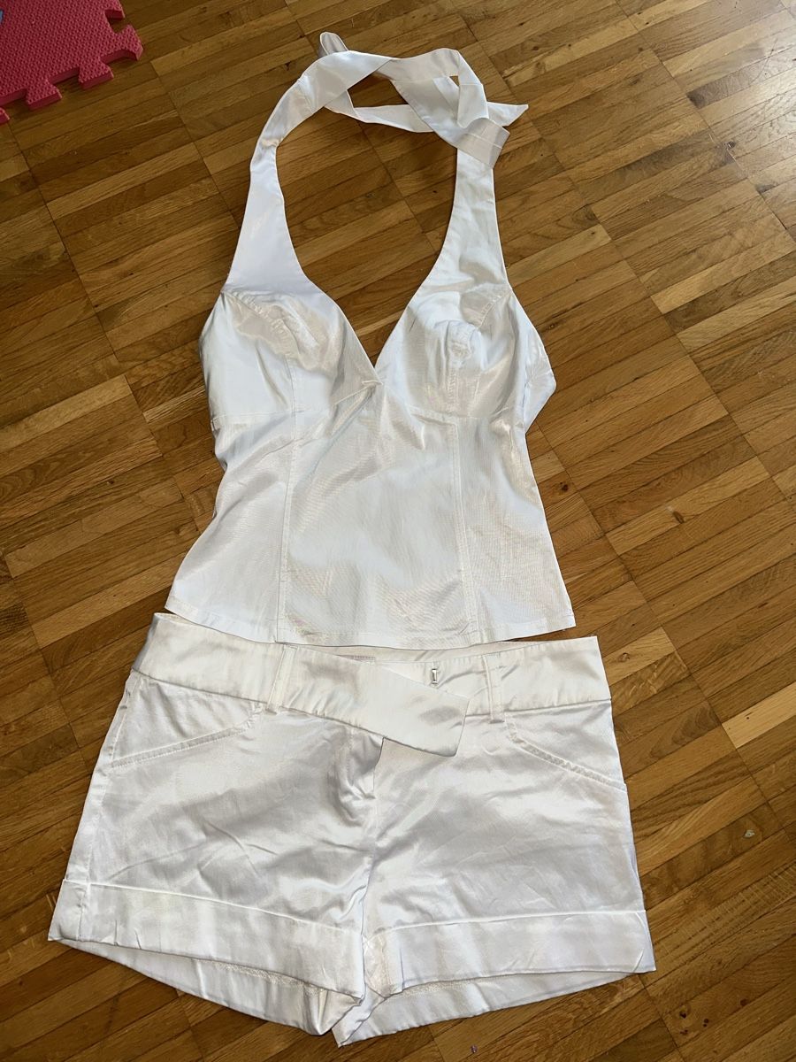 Tally Weijl Kleiderpakete: Top & short  – Gebraucht aus Volketswil von ben_9s6x