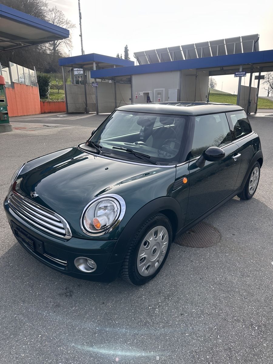 Mini Autos: Mini Cooper One 2007 1.4 – Gebraucht aus fribourg von Nikita.0762813663 1