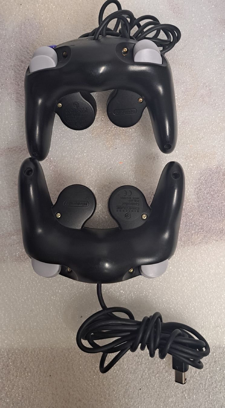 Nintendo Controller: Nintendo GameCube Original 2 Stück Controller  – Gebraucht aus Biel/Bienne von Sasha4u 2