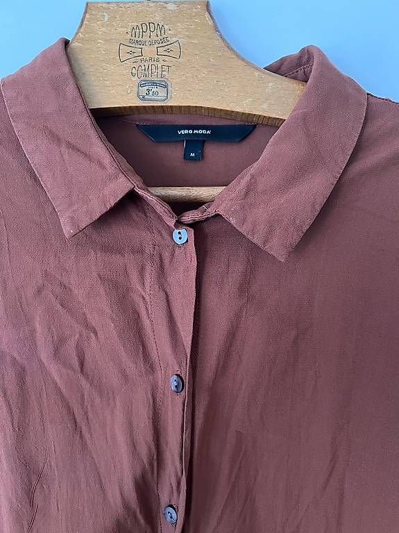 Tuniche: Tunique brune, taille M – Usato da Lausanne venduto da sugarplumfairy 1