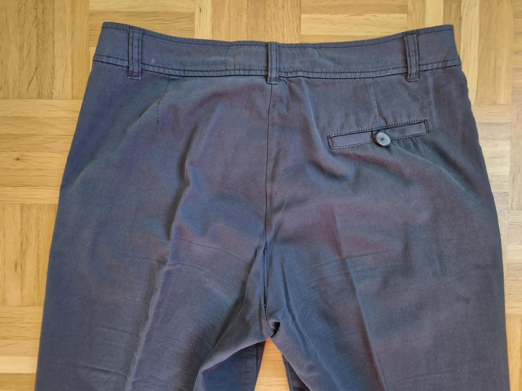 Pantaloni: Blaue Freizeithose aus 100% Baumwolle Grösse 38 – Usato da Zürich venduto da yro_qvz7 4