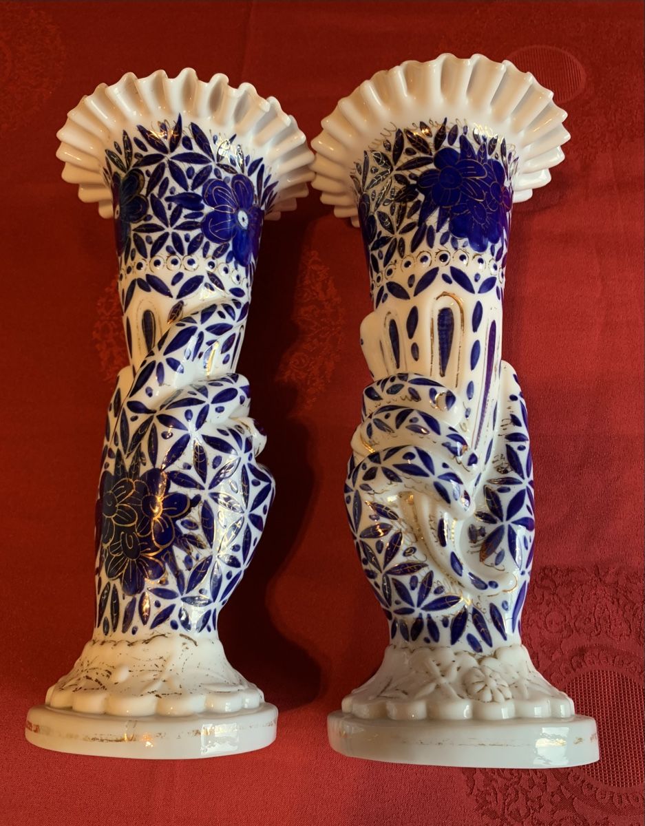 Vasen & Gefässe: Vase  en Opaline XIX siècle ondulée. 2 vases. – Gebraucht aus Prilly von Sissi_1009 9