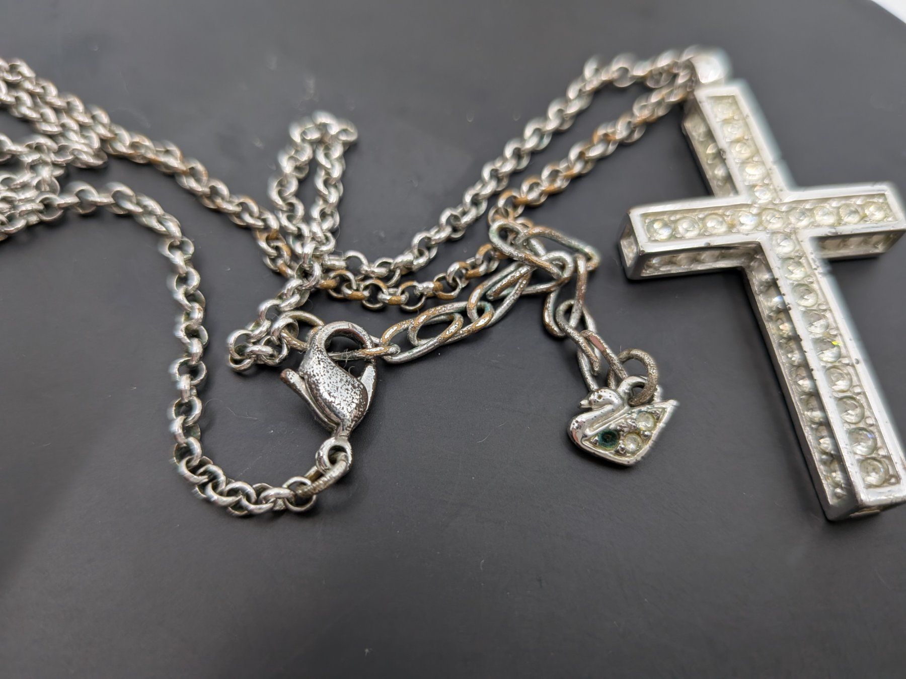 Swarovski Catenine: Swarovski Halskette mit Kreuz – Usato da Emmen venduto da magelan 3