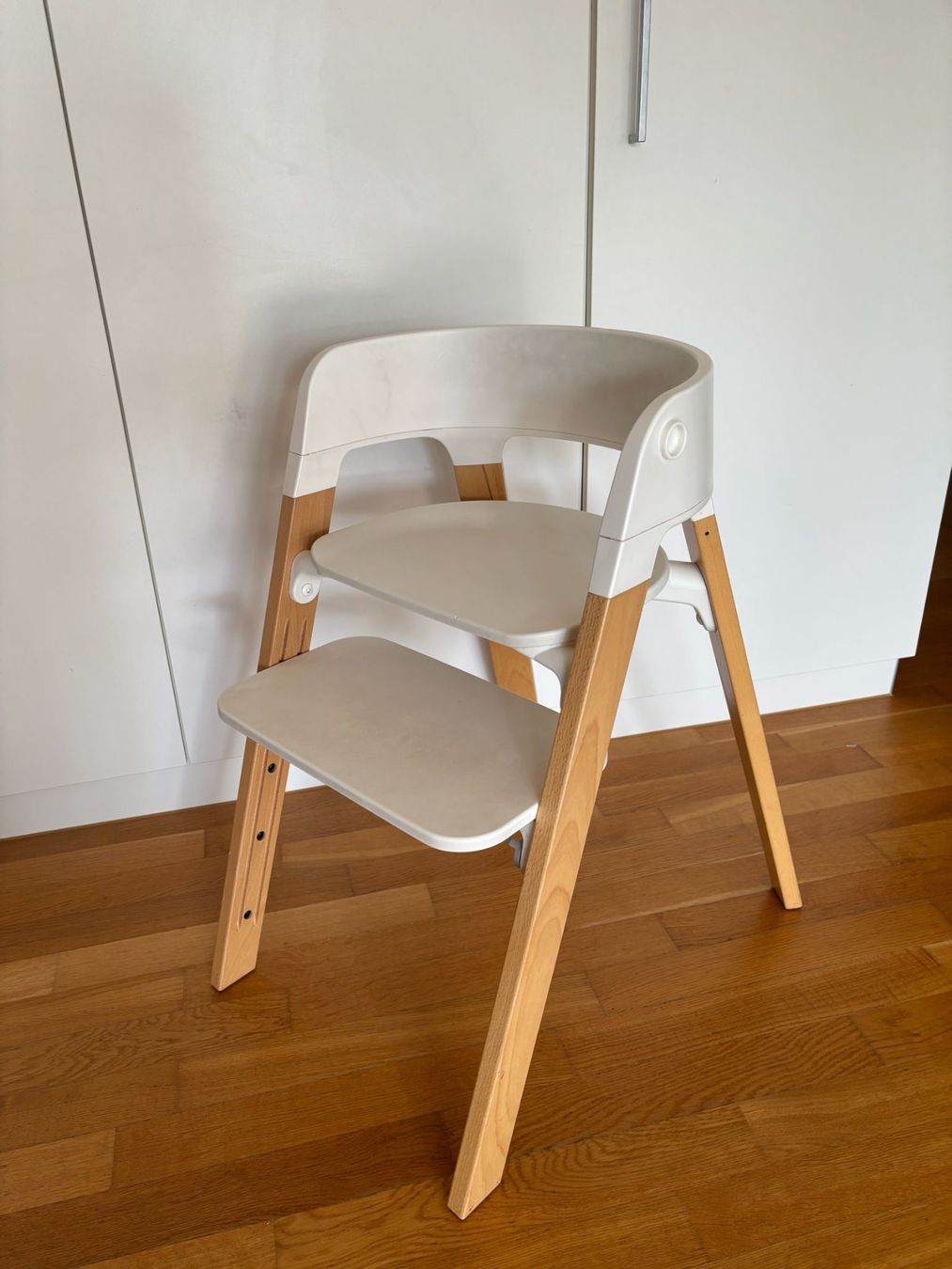 Stokke Stühle: Stokke Kinderstuhl – Gebraucht aus Herrenschwanden von etu_7nwg 2