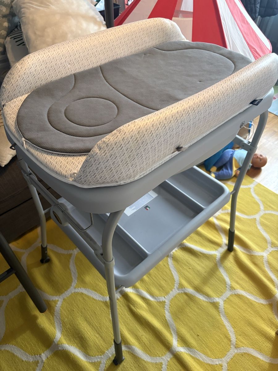 Vasche da bagno: Chicco - Baignoire bébé avec support, comme neuf! – Usato da Petit-Lancy venduto da Lio212