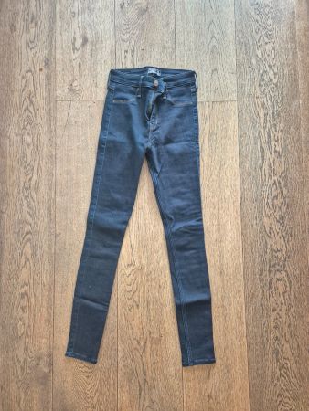 Neue Jean Legging von Abercrombie&Fitch