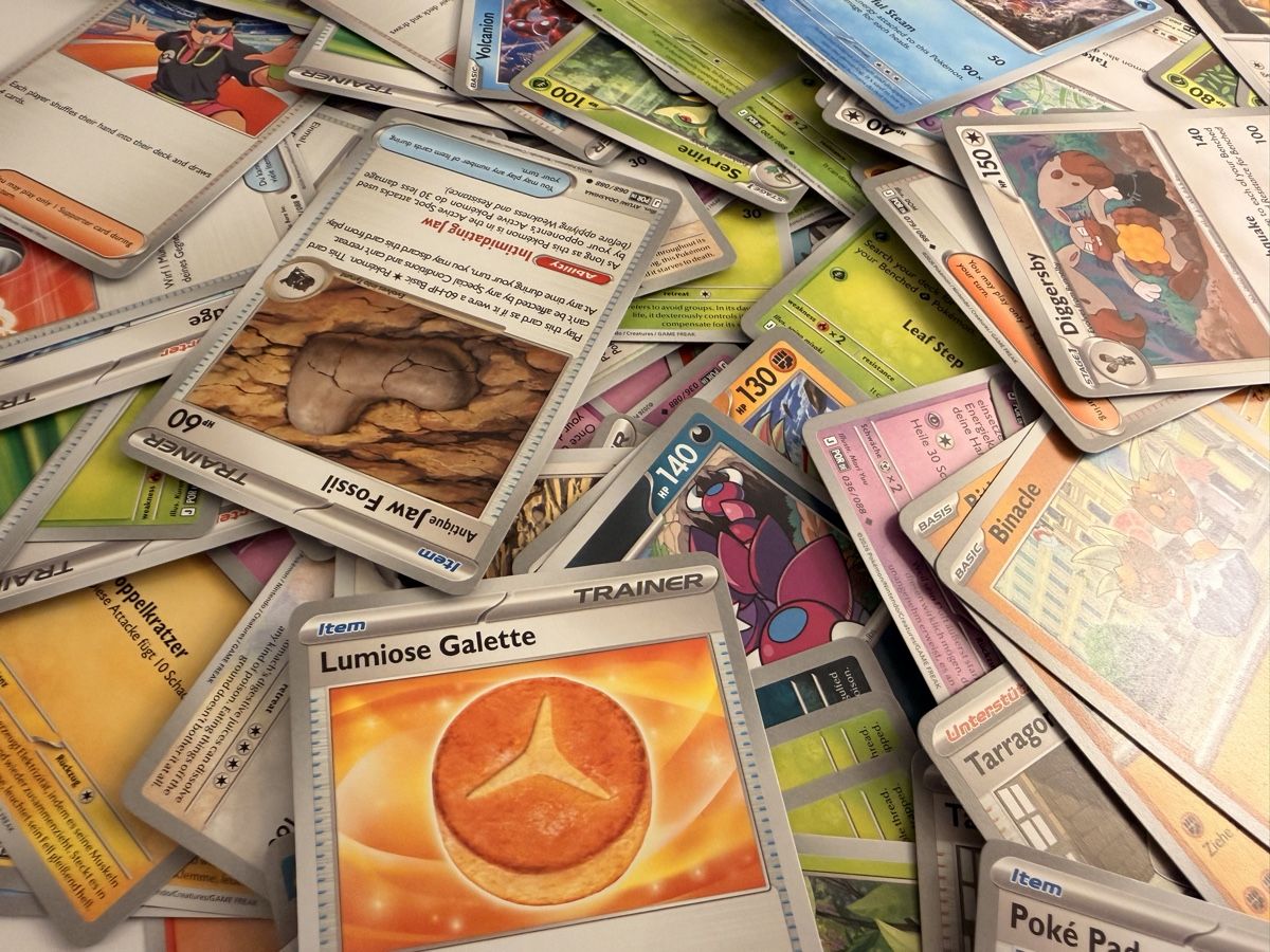 Pokémon Carte collezionabili: POKÉMON 250+ Bulk Karten DE & EN – Usato da Rorschach venduto da nan_8rts 3