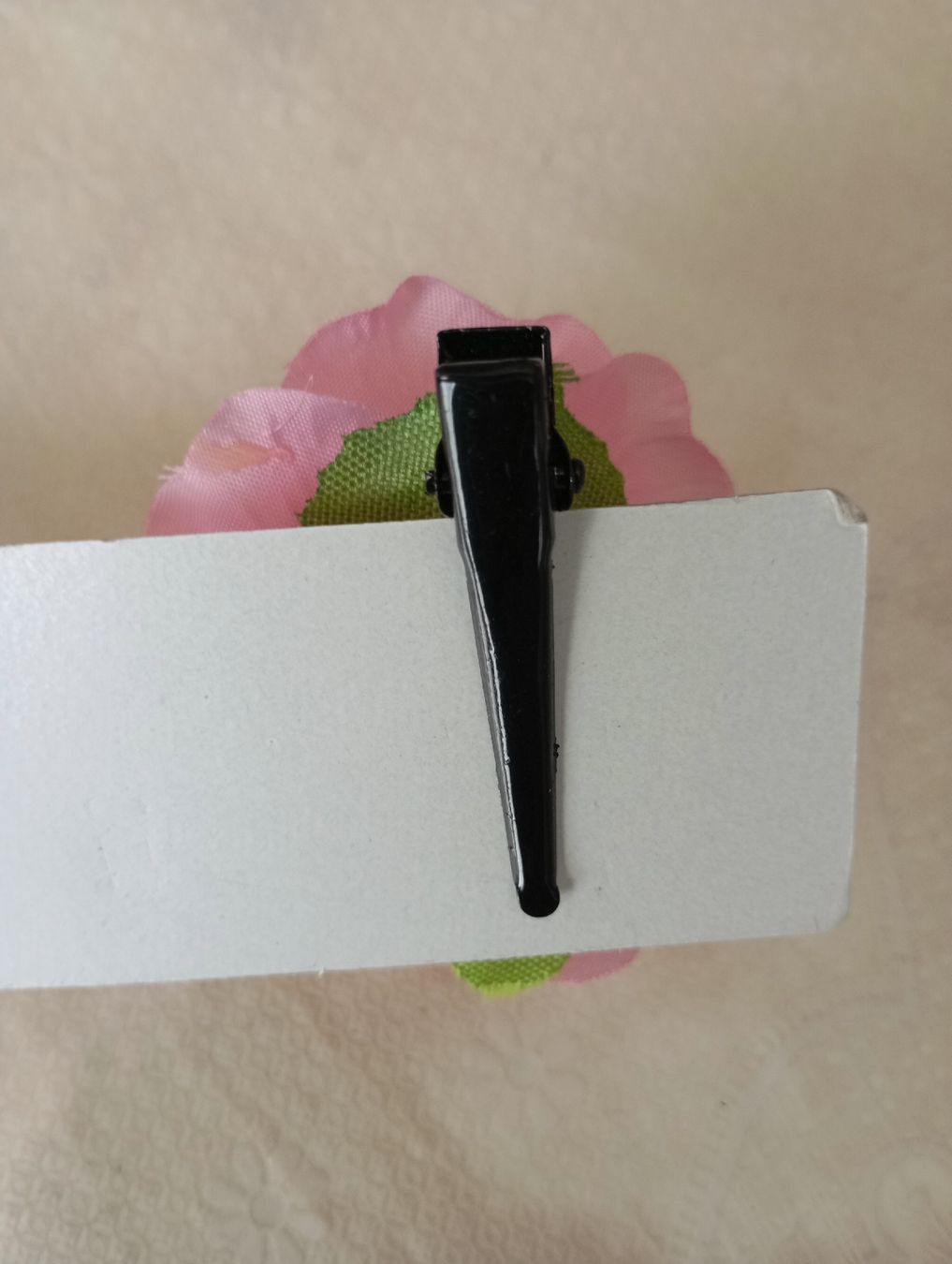 Haarschmuck: Artificial Rose Flower Accessory Pink Like New – Neu (gemäss Beschreibung) aus Bern von pav_8b6j 2