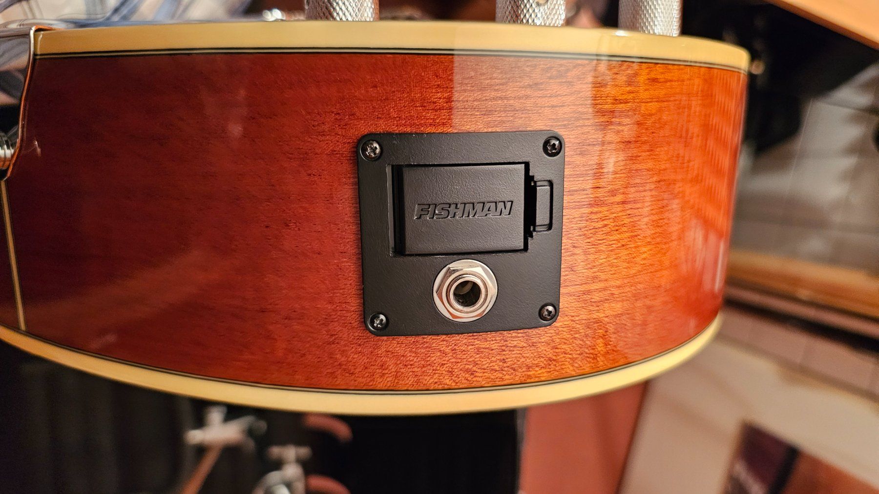 Fender Strumenti musicali: Fender Resonator Guitarre – Usato da Fislisbach venduto da rje_28s6 2