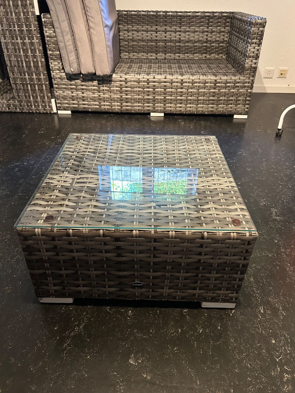 Sessel: Gartenlounge mit 2-er Sofa, 2 Einzelsesseln und einem Tisch – Gebraucht aus Brügg BE von Sidibus02 2