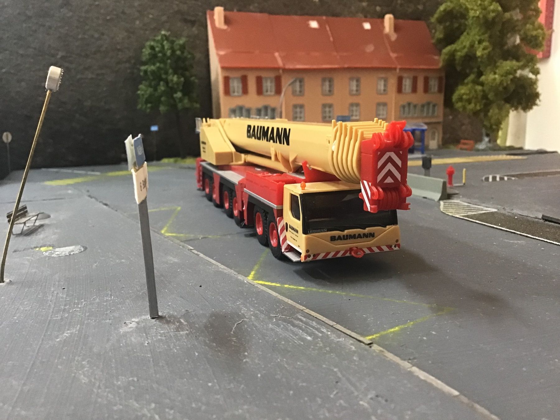 Herpa Modellini d'auto: HERPA 1:87 H0 BAUMANN – Usato da Männedorf venduto da Spezial-Modelle