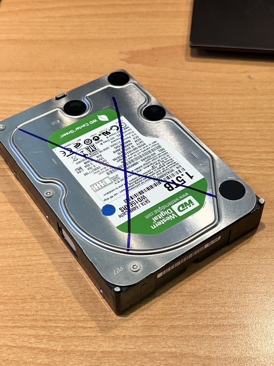 Western Digital Dischi rigidi: WD Green 1.5TB, defekt! – Difettoso da Gossau SG venduto da WE-SHOP 3