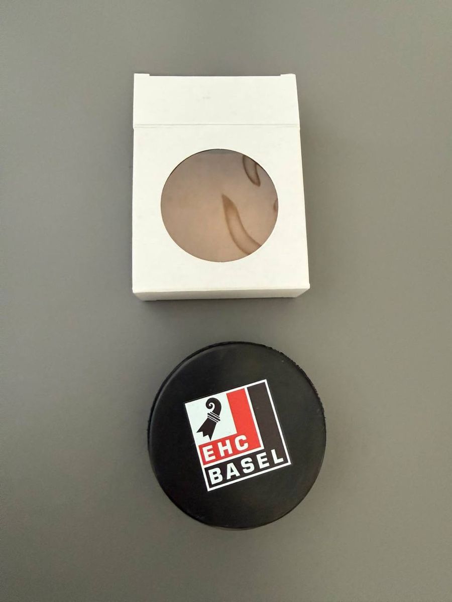 Palloni: Burger King Eishockey Puck EHC Basel – Nuovo e nell'imballaggio originale da Steinhausen venduto da DANI_888