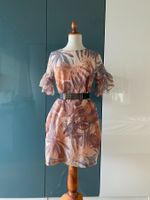 2-lagiges Designer-Kleid Größe M