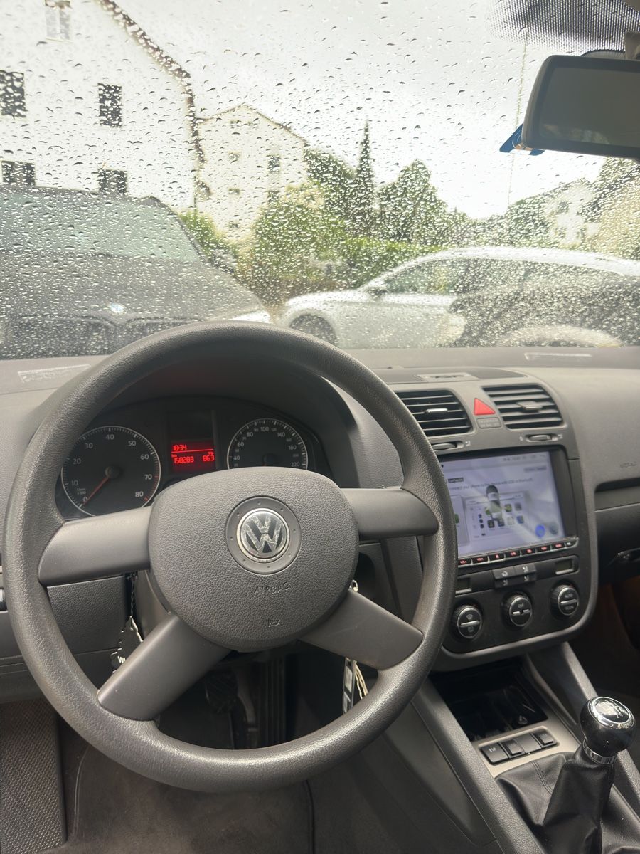 VW Automobili: VW Golf V 2.0 Frisch ab MFK – Difettoso da Zürich venduto da Motara. 7