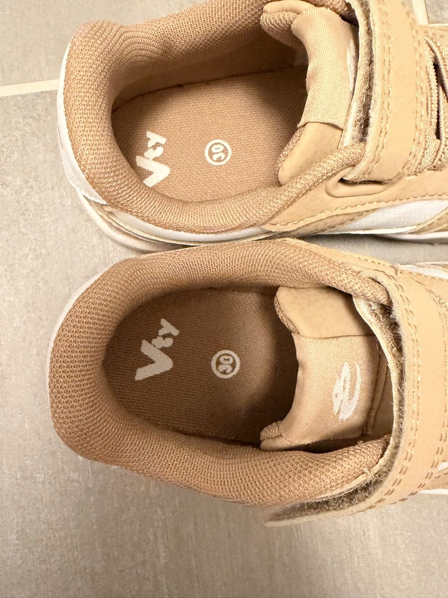 Dosenbach Schuhe für Jungen: WIE NEU - Sneakers – Neu (gemäss Beschreibung) aus Magden von Rosenzweig 3