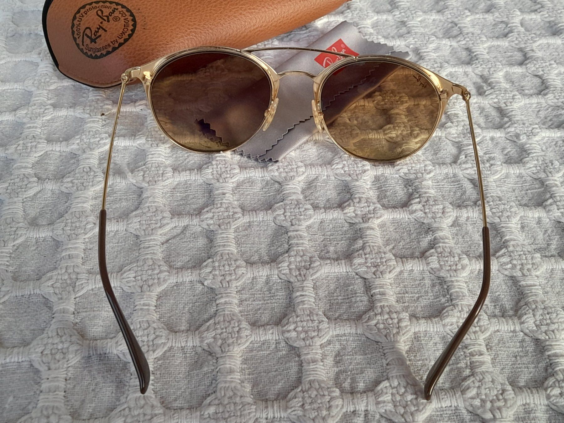 Ray-Ban Occhiali & Lenti: Ray-Ban Sonnenbrille mit Etui – Usato da Thun venduto da Treff.....e 1