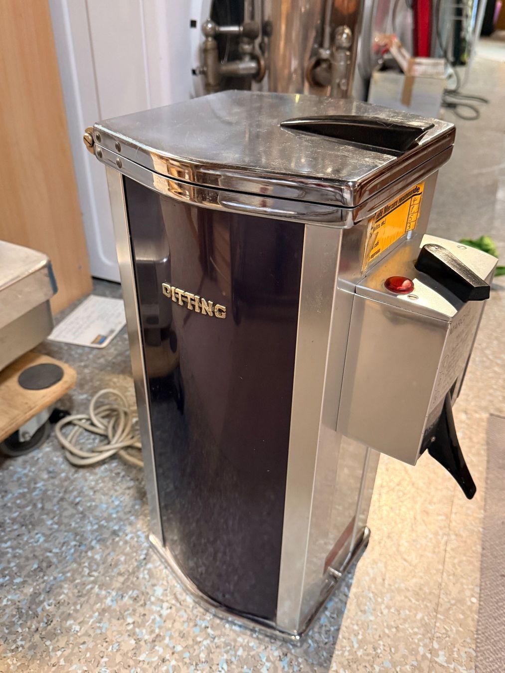 Elettrodomestici da cucina: Moulin à café professionnel DITTING – Usato da St-Maurice venduto da antikdestok 3