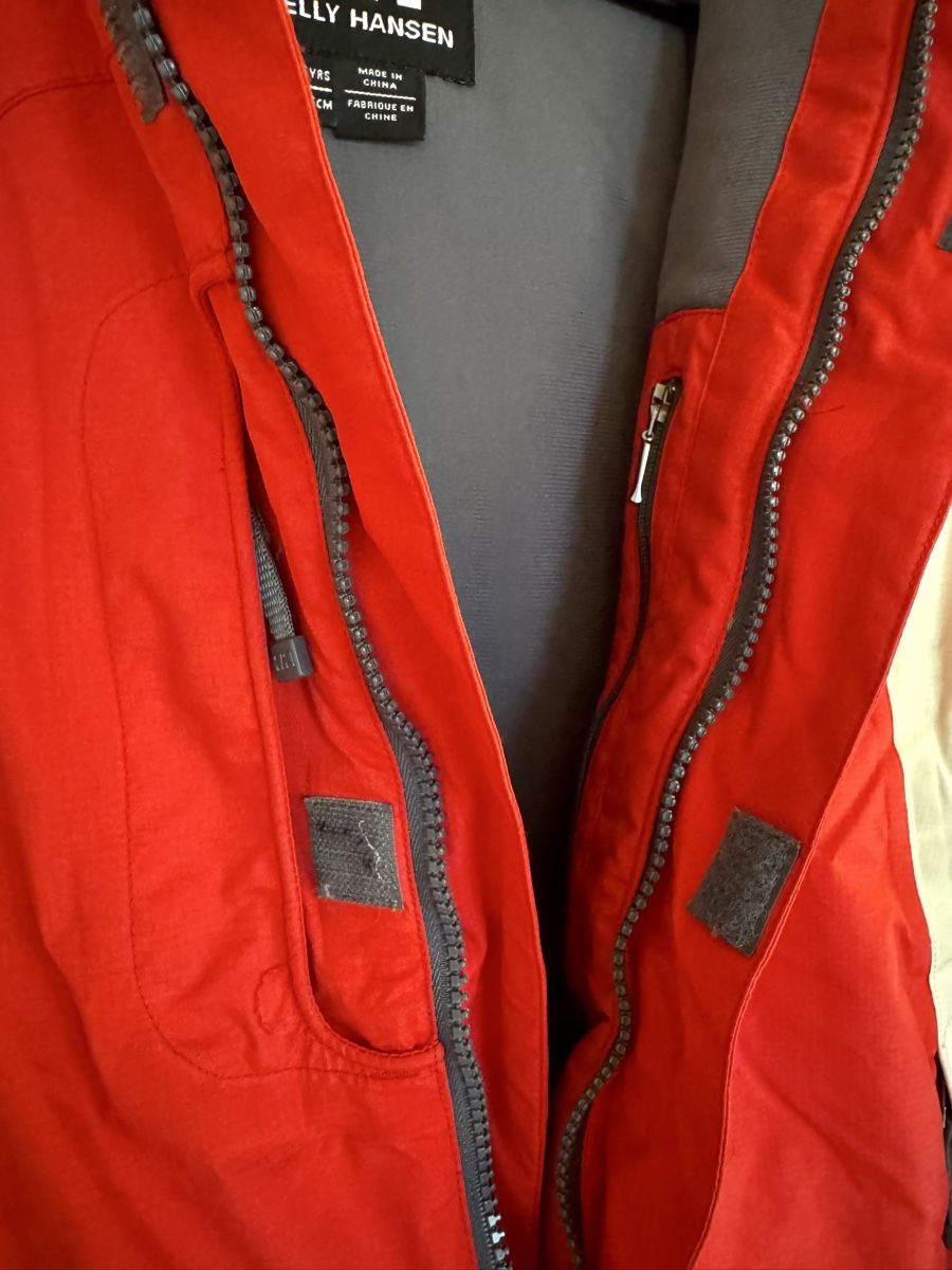 Helly Hansen Jacken & Mäntel: Helly Hansen Winterjacke / Ski- / Snowboard-Jacke – Gebraucht aus Männedorf von sam_rx5z 4
