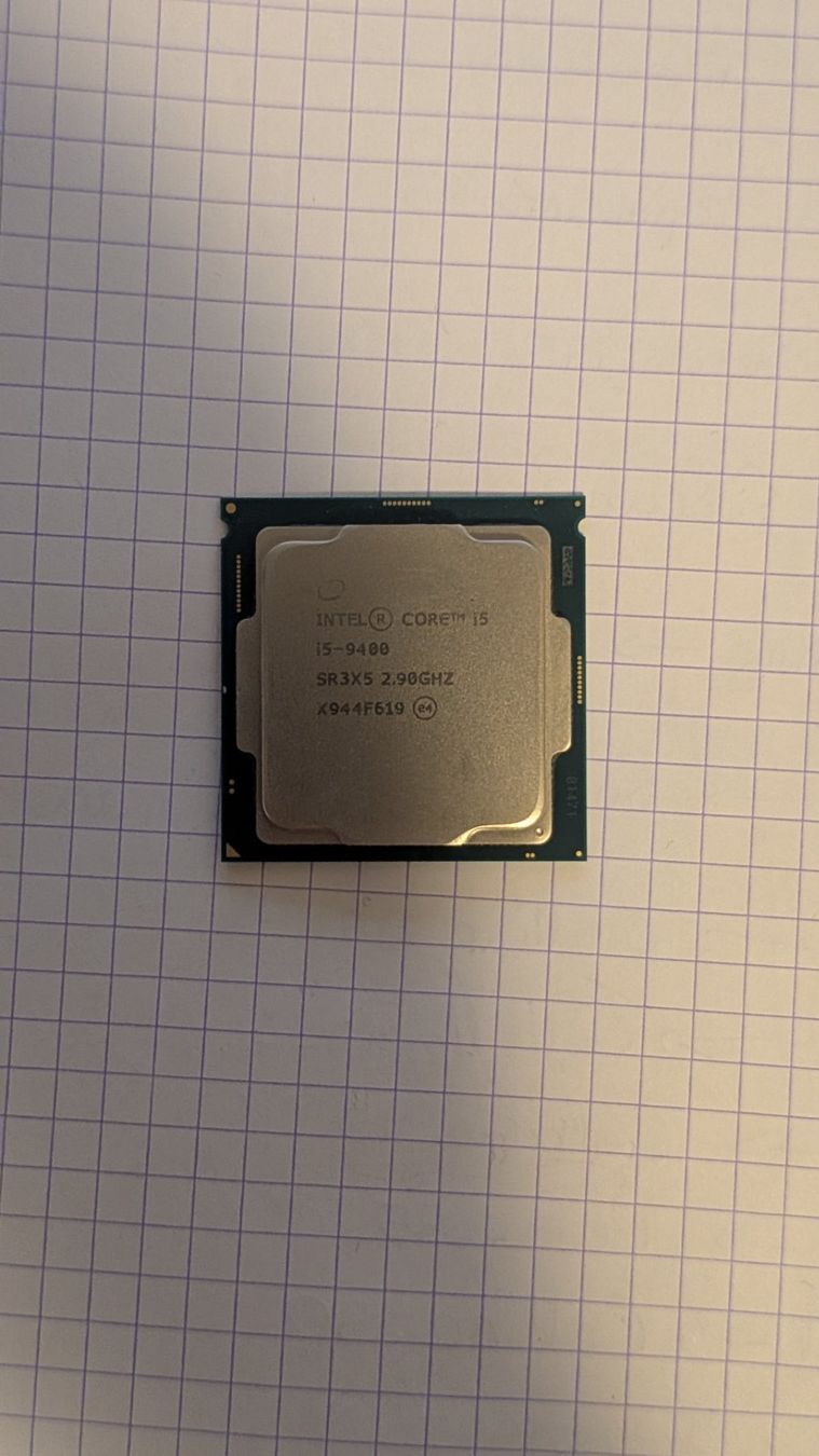Intel Componenti elettronici: Intel Core i5‑9400 CPU – Usato da Menziken venduto da PurpleSky89