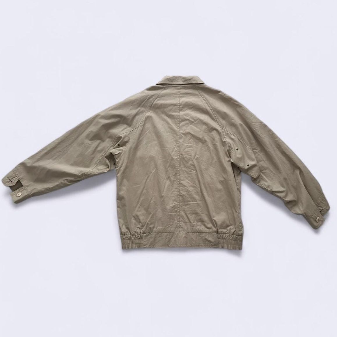 Vestes: Beige bomber jacket – D'occasion à Genève par lim_c5vf 1