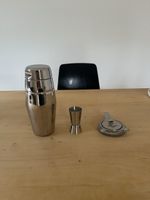 Alessi 870 Cocktail shaker