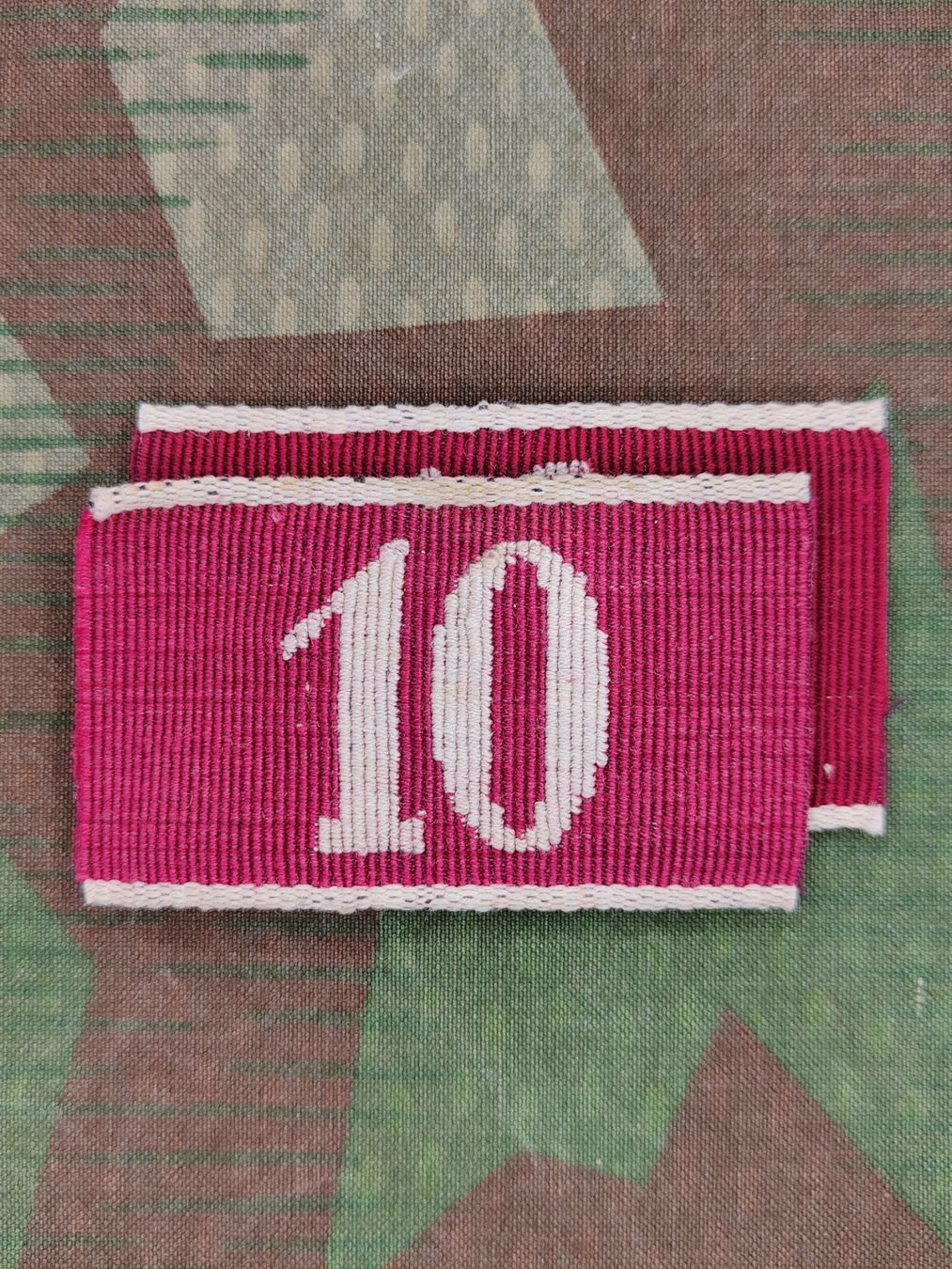 Schweizer Armee Uniformi: Achselschlaufen Ord. 1875 Nr. 10, Set – Usato da Bauma venduto da SwissMilitaria