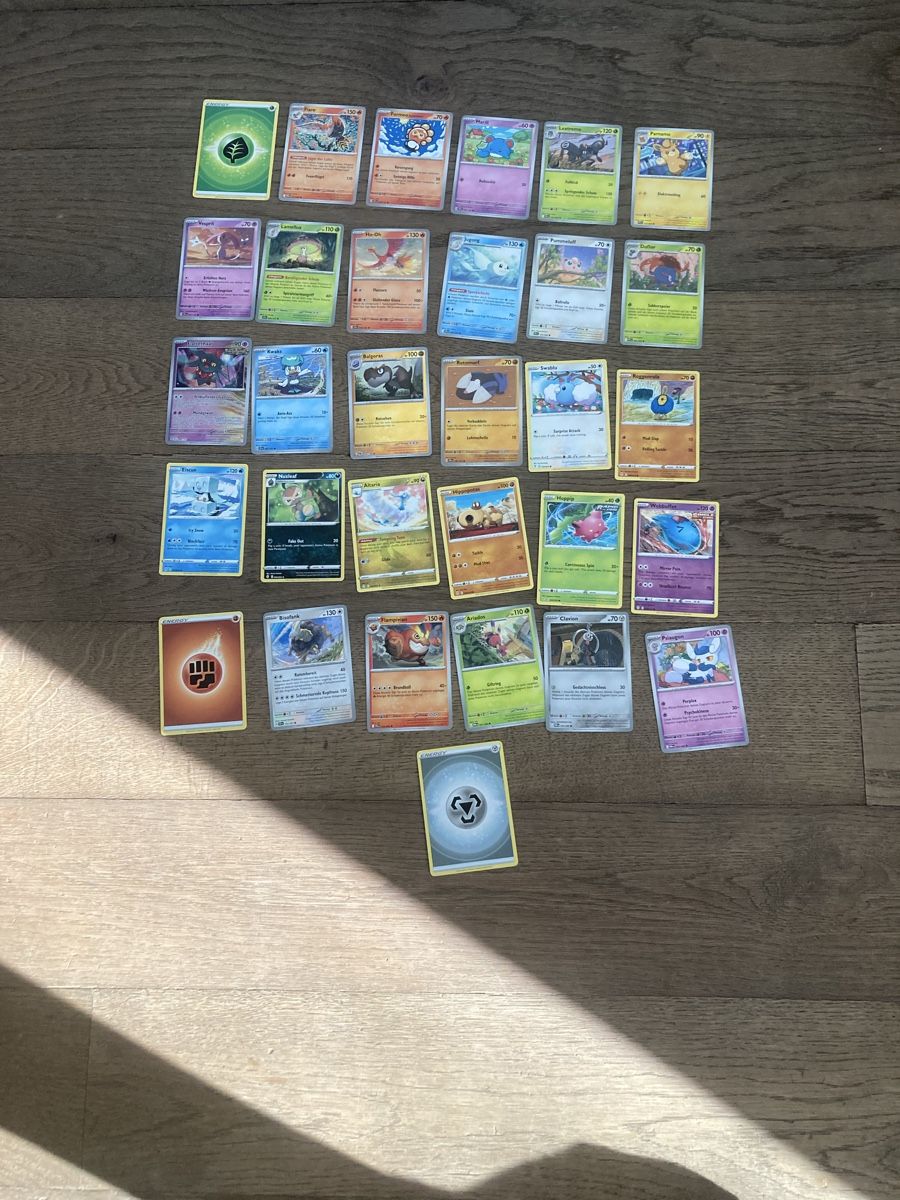 Pokémon Carte collezionabili: 31 Pokémon Karten – Usato da Uznach venduto da galadriel2009