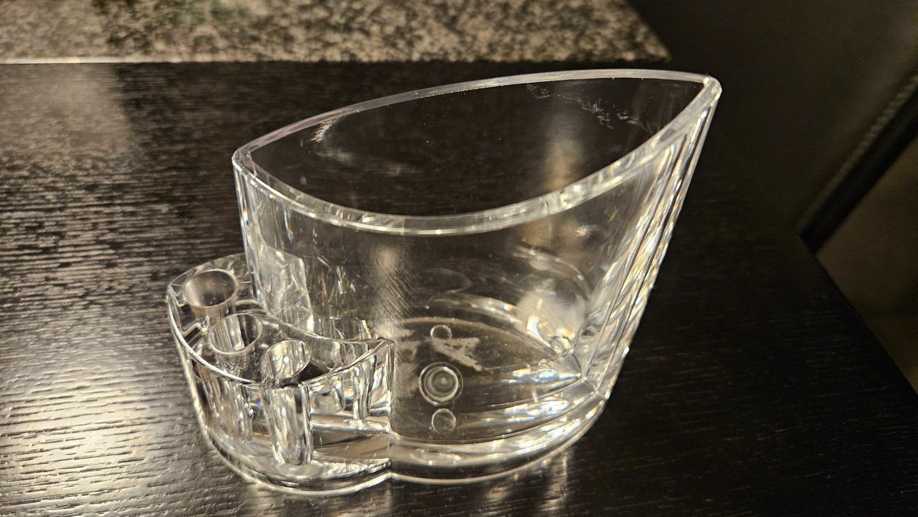 Recipients et similaires: Plexiglas Behälter, oval – D'occasion à Sirnach par MargrithM
