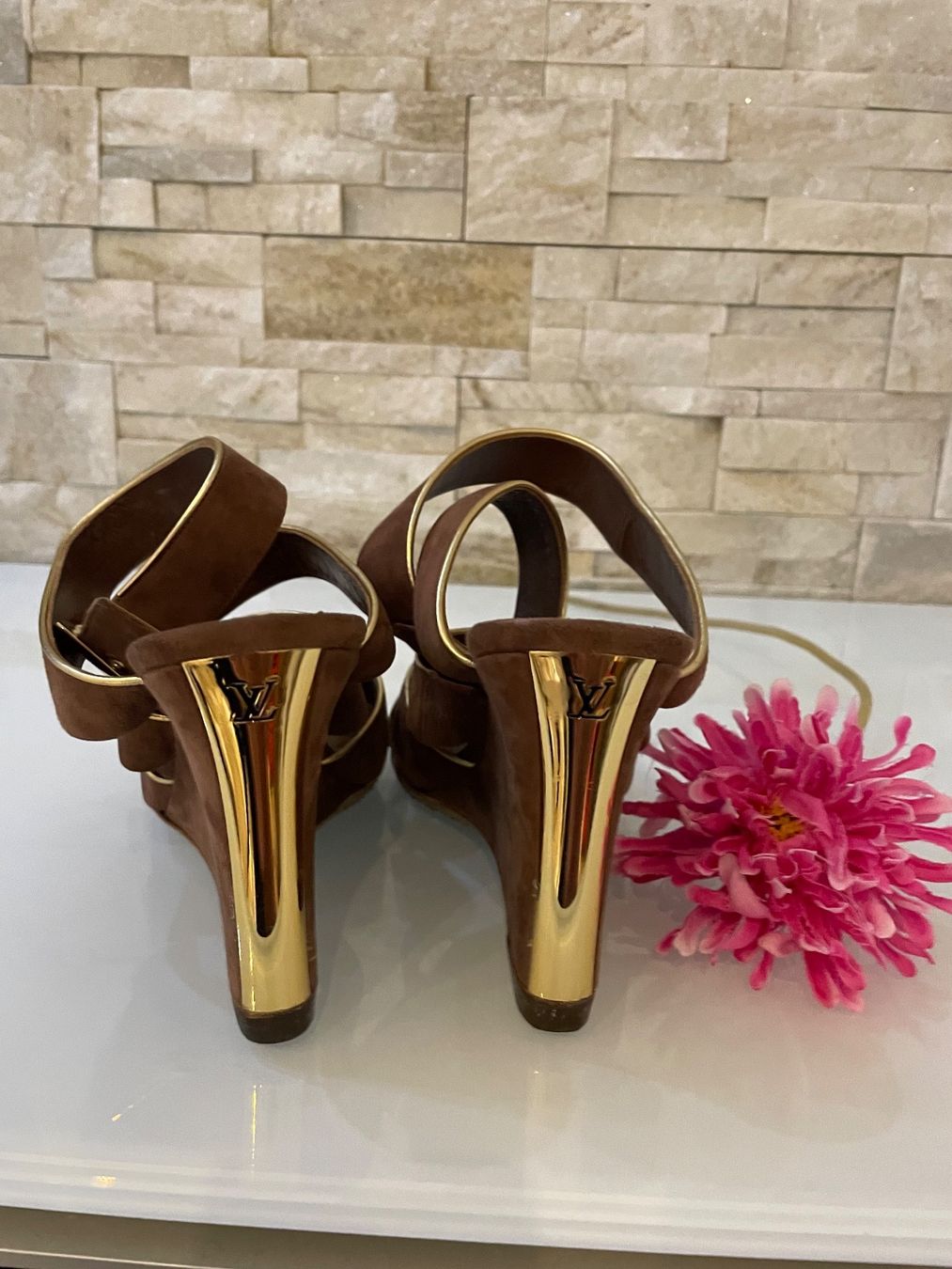 Louis Vuitton Scarpe da donna: Louis Vuitton Sandalen - 408 – Usato da Hittnau venduto da LuxAndMore 2