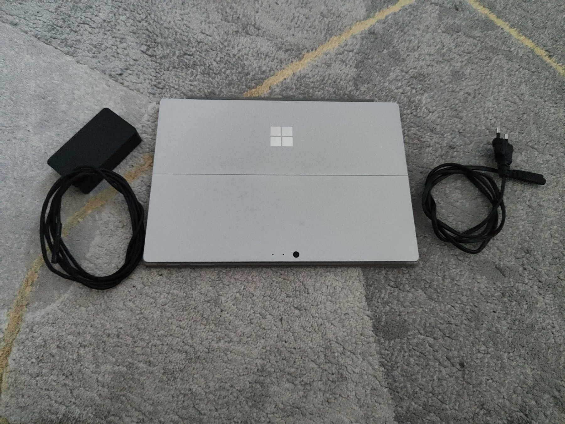 Microsoft Notebooks: Microsoft Surface Laptop ab 1Fr. – Gebraucht aus Bäch SZ von BirdyTheBird