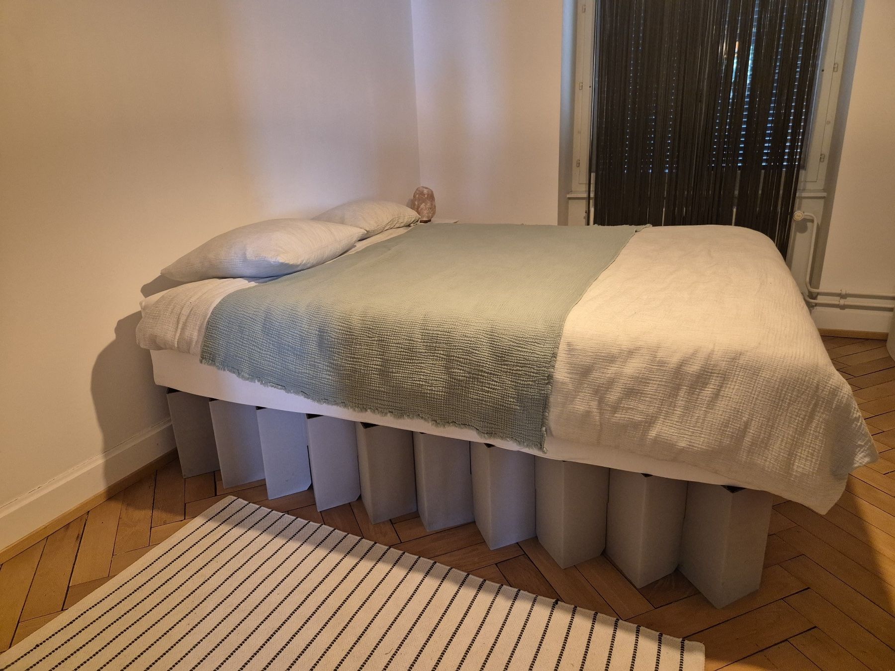Letti: Kartonbett – Usato da Basel venduto da Eddimor 1