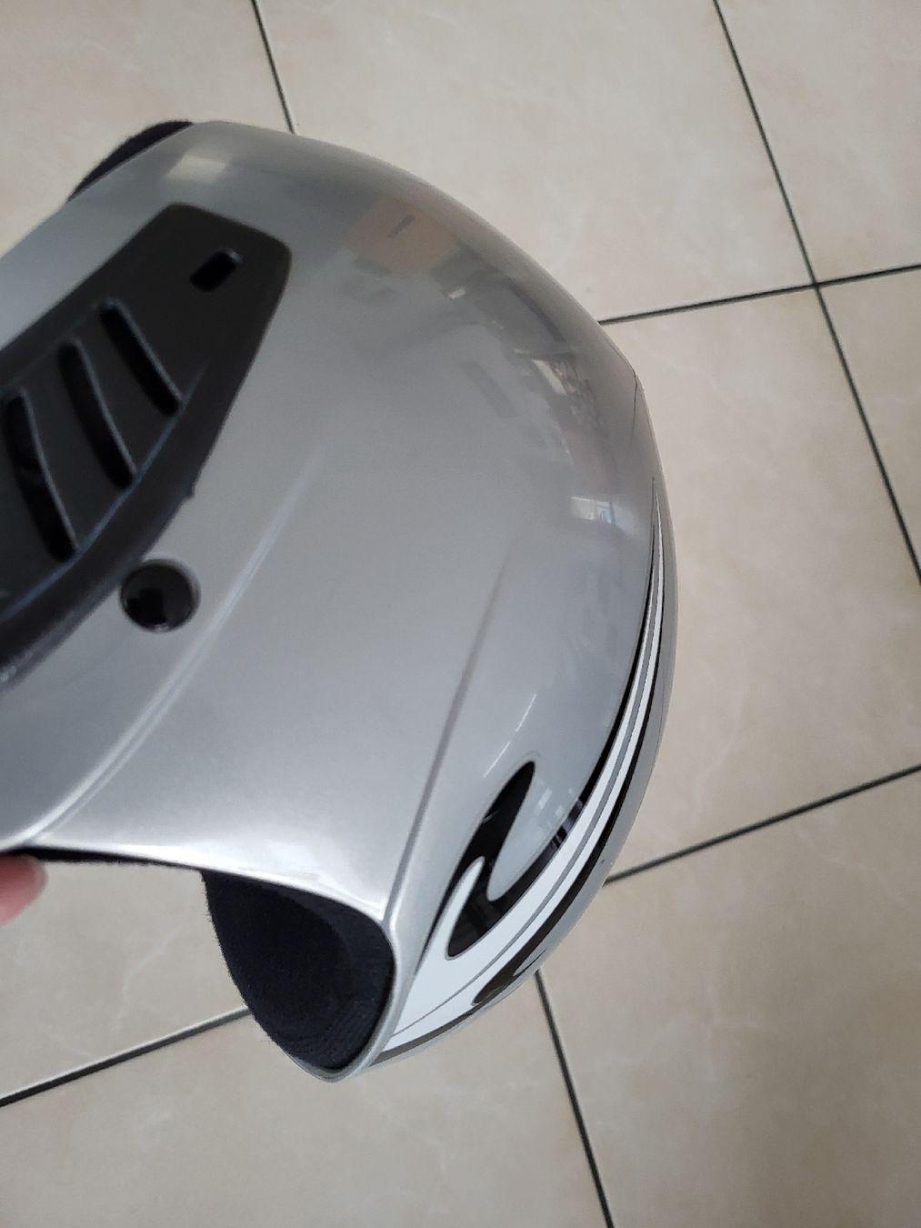 Uvex Caschi: Uvex Kinderskihelm 54cm – Usato da Tägerschen venduto da scherrersa 4