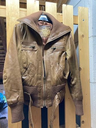 Vintage Lederjacke aus London Gr. 38/40