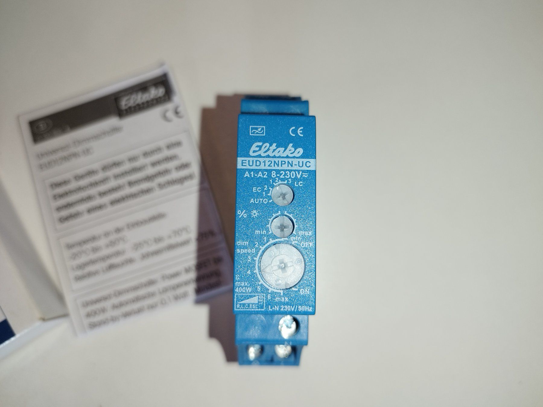 Eltako Componenti elettronici: Eltako Universal-Dimmschalter EUD12NPN-UC – Usato da Wallenwil venduto da Franc.Widmer