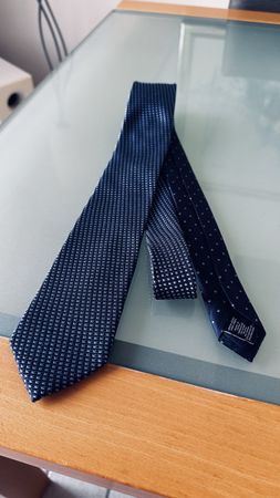 Krawatte Tommy Hilfiger dunkelblau neuwertig