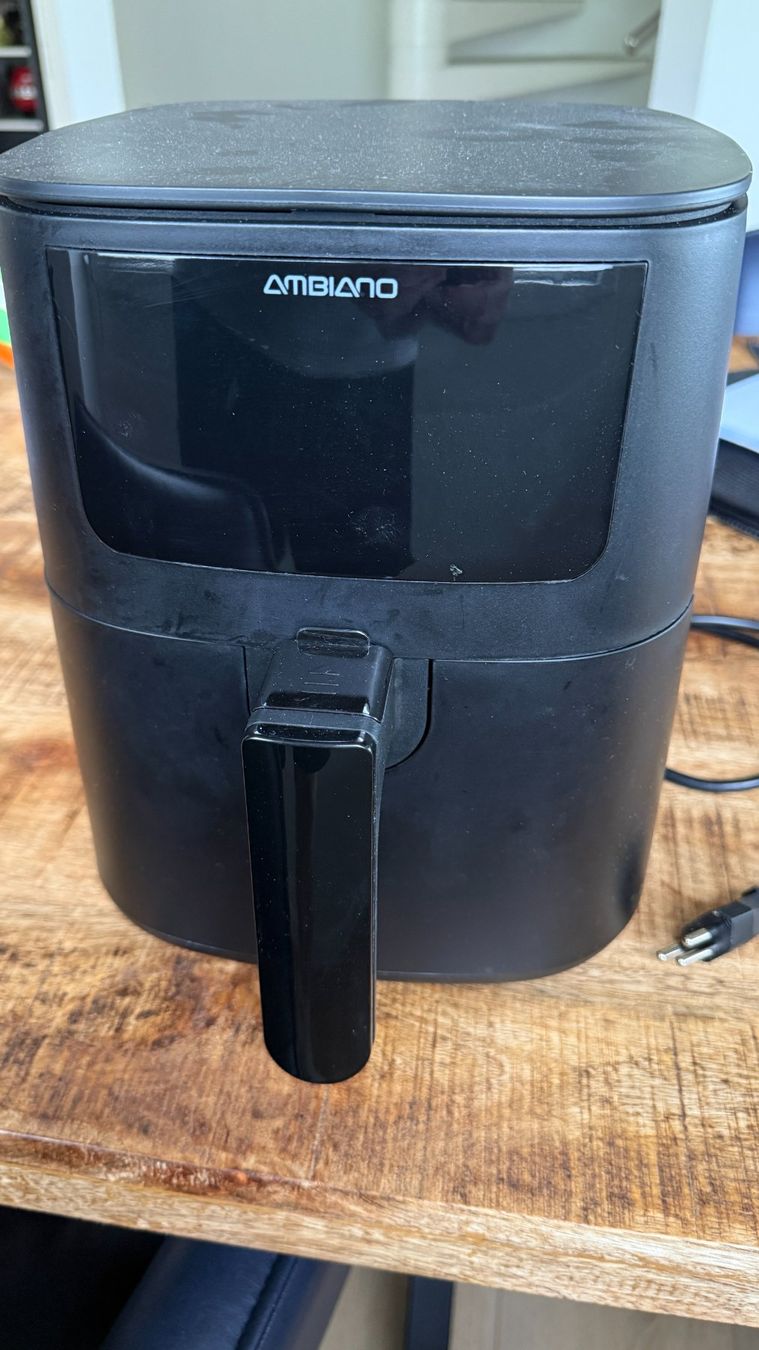 Ambiano Elettrodomestici da cucina: Ambiano Airfryer Heissluftfriteuse – Usato da Ittigen venduto da Hkundup