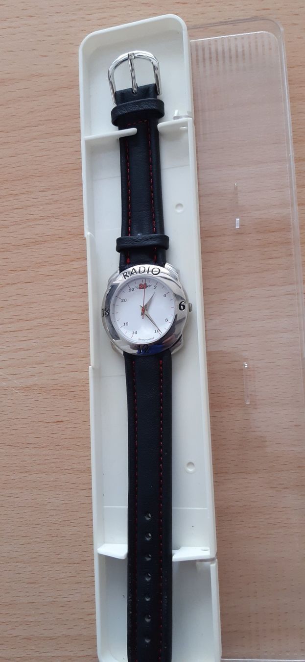 Uhren: Radio 24 Armbanduhr – Gebraucht aus Uzwil von Fw101