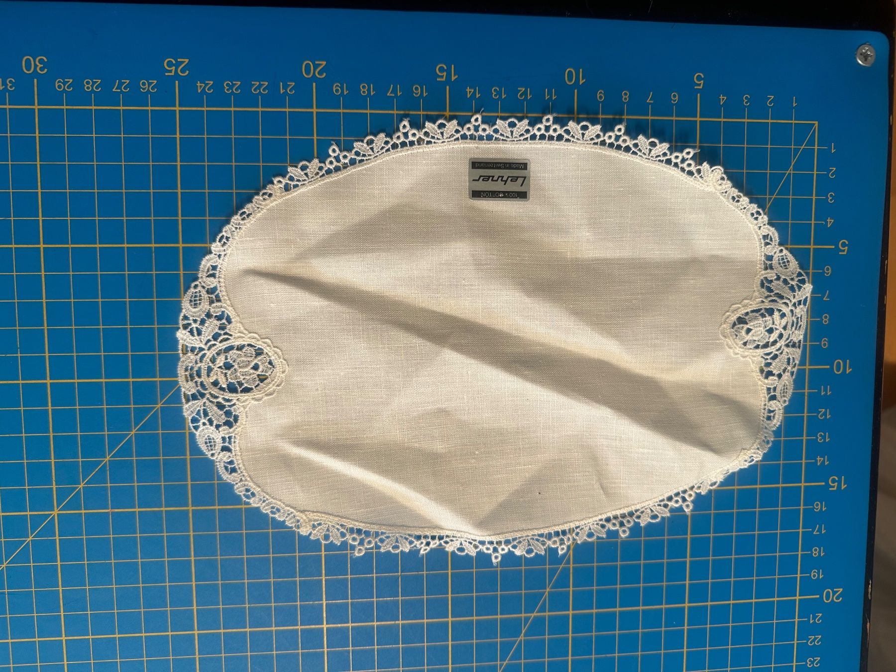 Alle Dekorationen: GESTICKT DECO SET – Gebraucht aus Bottighofen von M.O.L 2