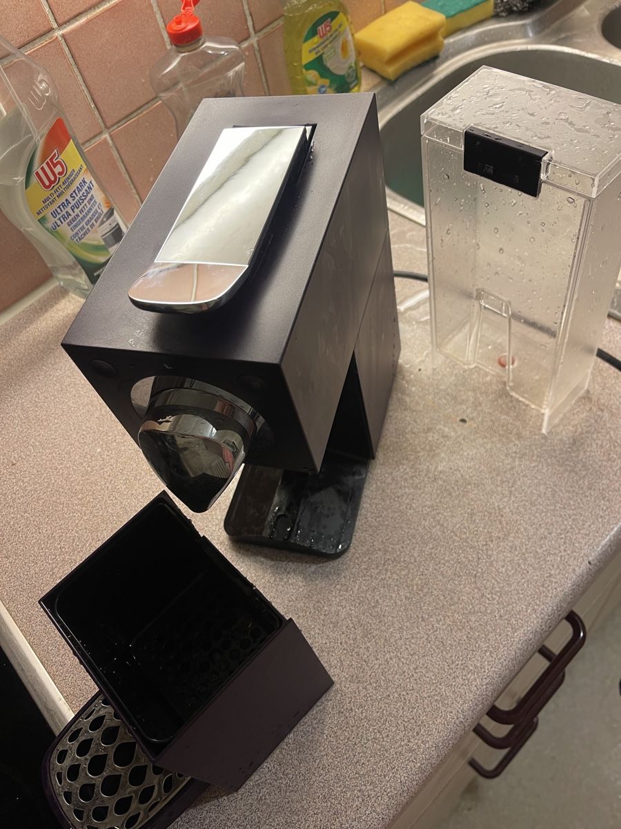 Delizio Macchine per caffè & Macchine per espresso: Delizio Coffee Capsule Machine – Nuovo (secondo la descrizione) da Zürich venduto da Jiajun_Peng 1