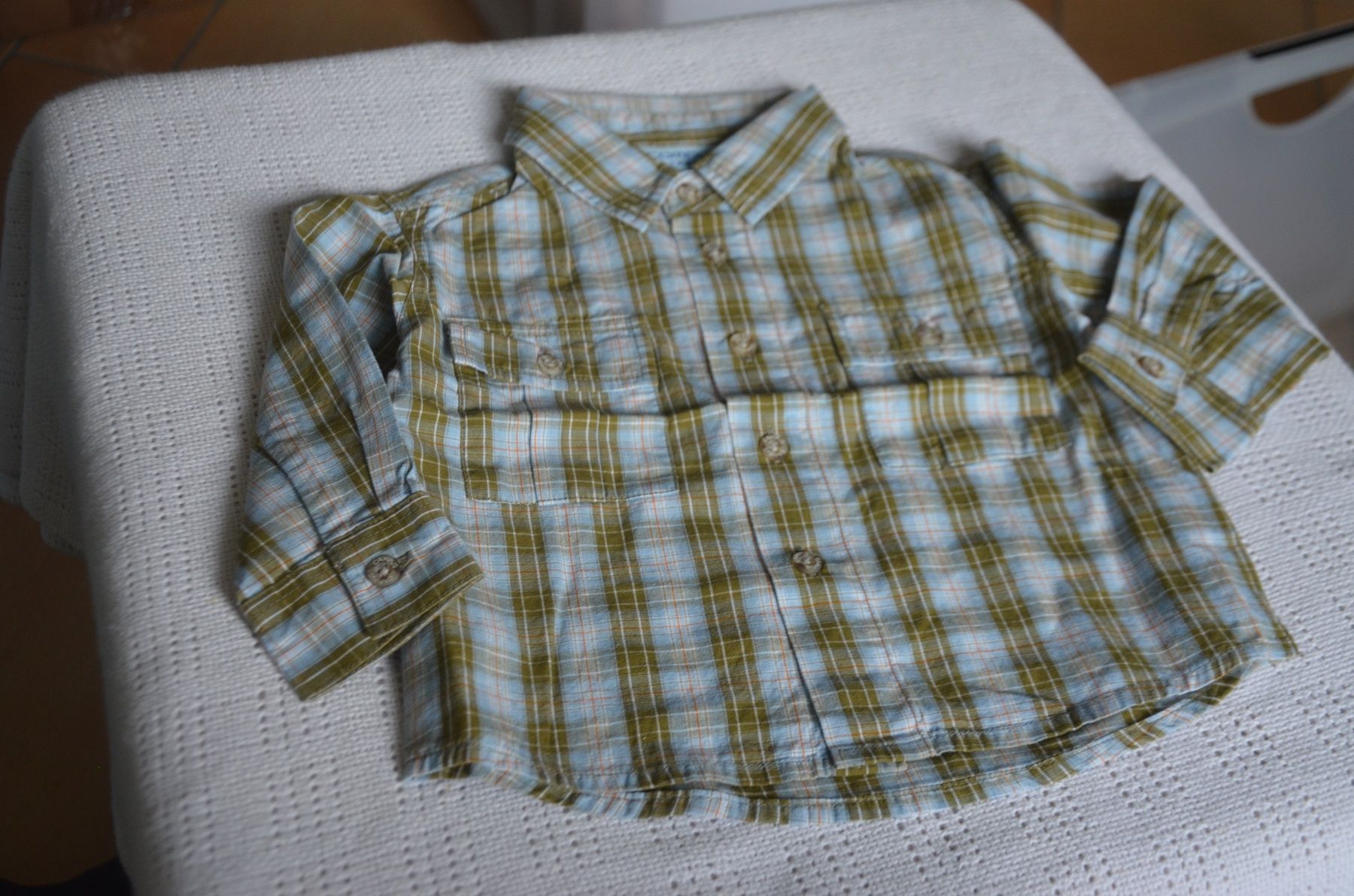 Camicie, Top & T-shirt: TAILLE 68 - 2 HEMD – Usato da Chiasso venduto da Dolly015 1